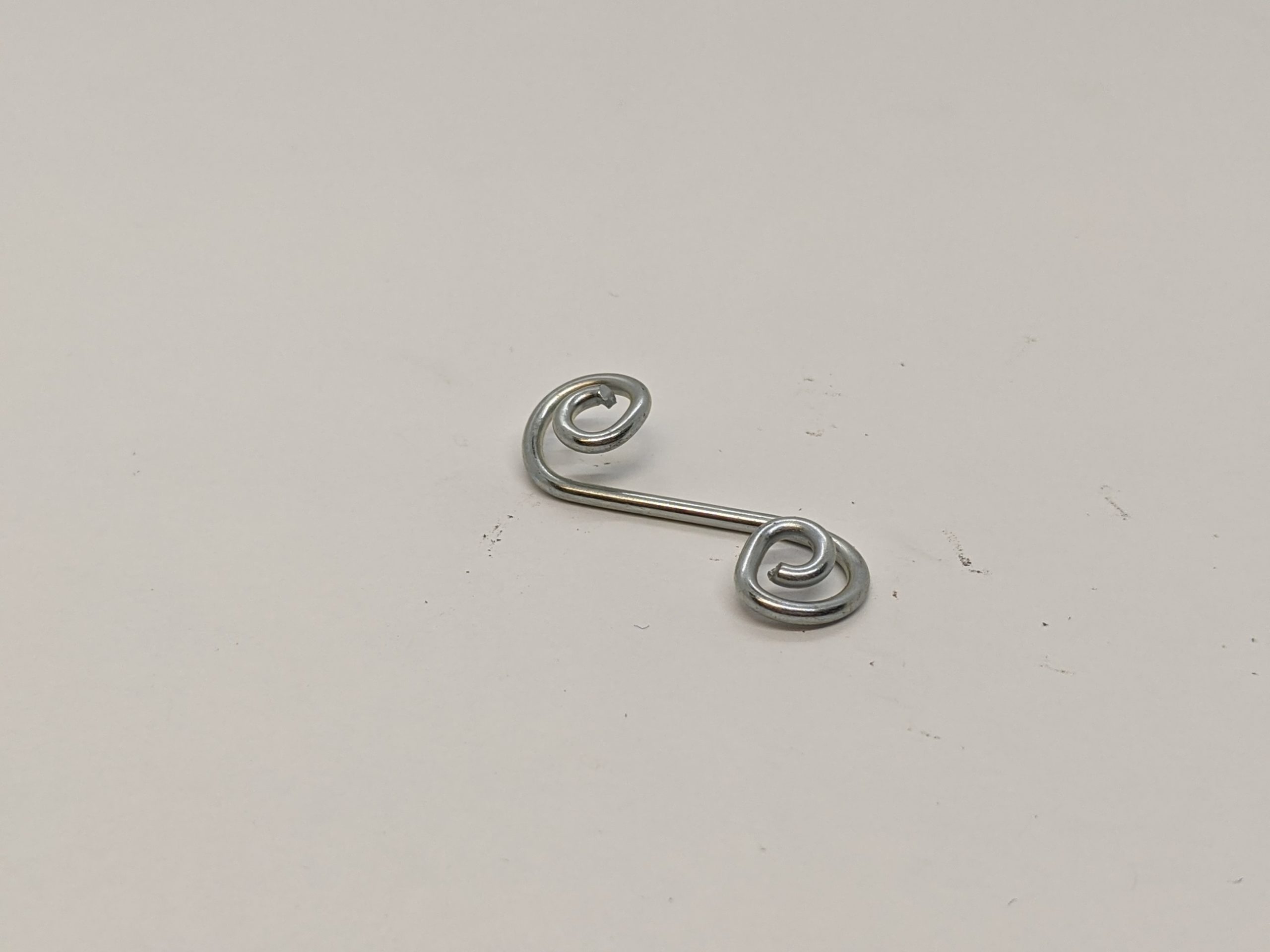061676 Dzus Fastener “S” Clip – Morrie's Place Cycle