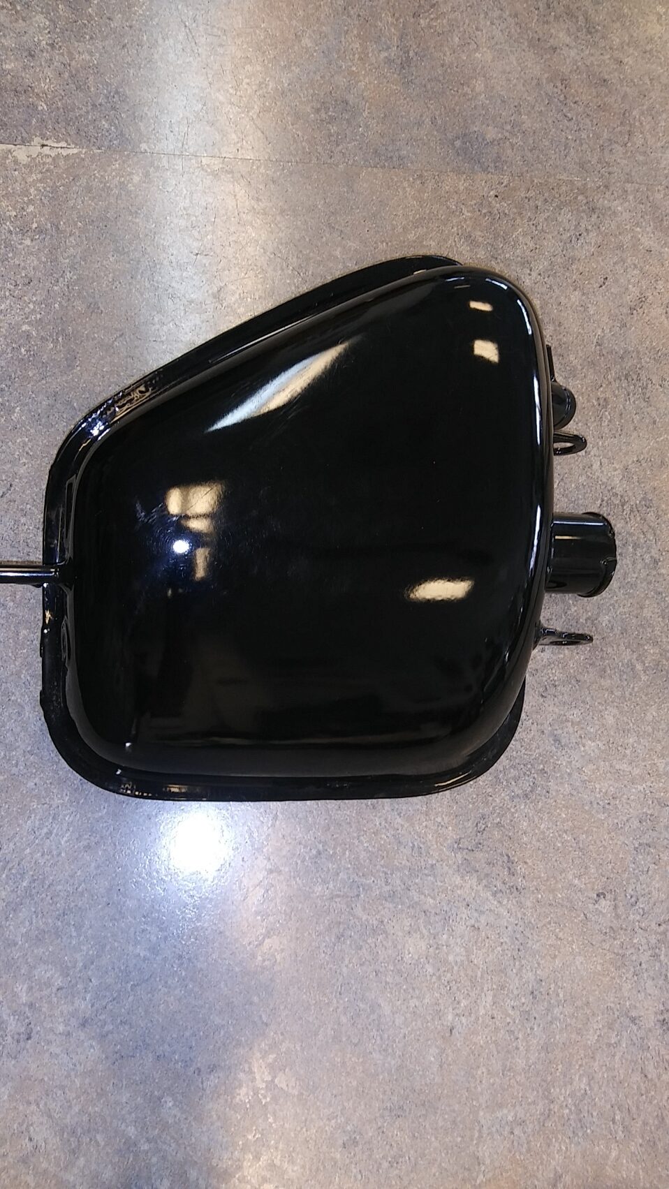 82-6038 Oil Tank 1963- 1965 Triumph 650 Used