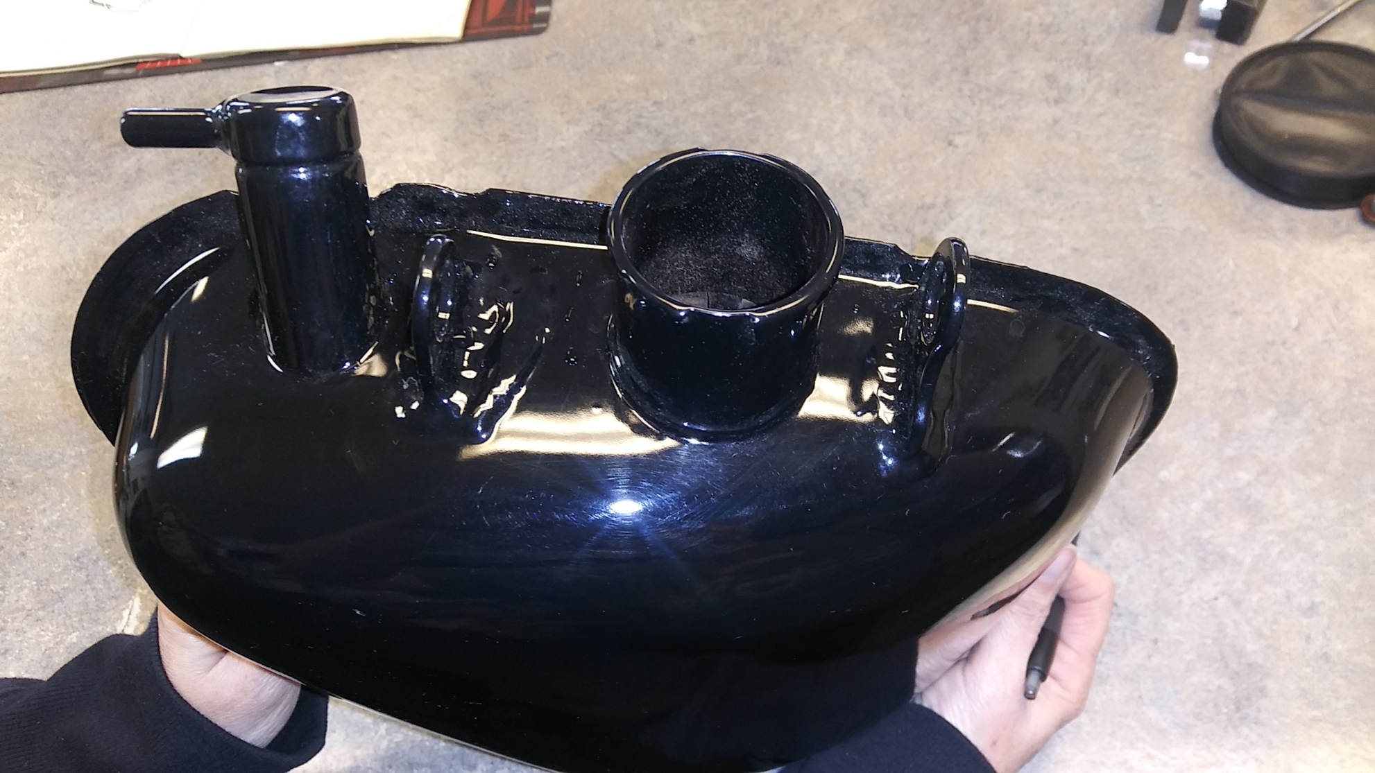 82-6038 Oil Tank 1963- 1965 Triumph 650 Used - Image 3