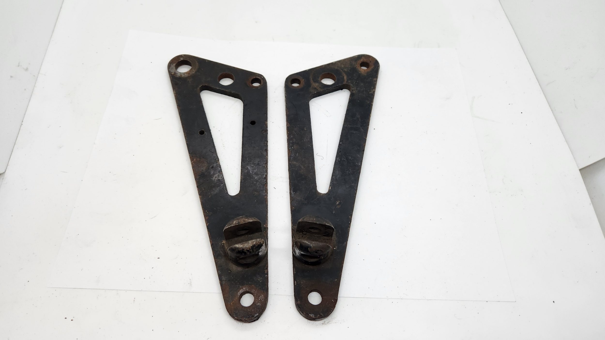 82-3580/3718 Passenger Foot Peg Plates 54-59 Set #1