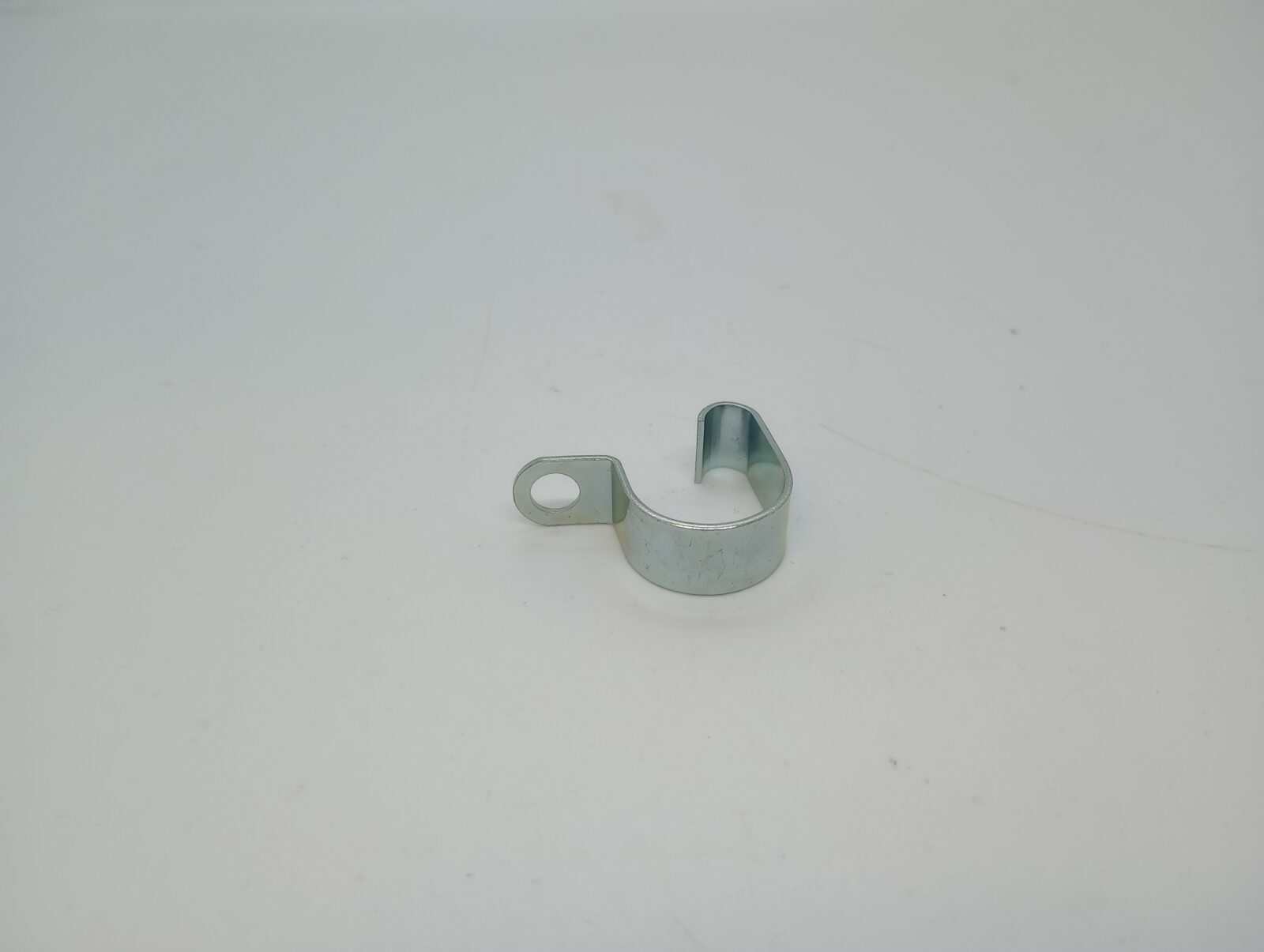 83-1615 Vent Hose Clip, D Shape