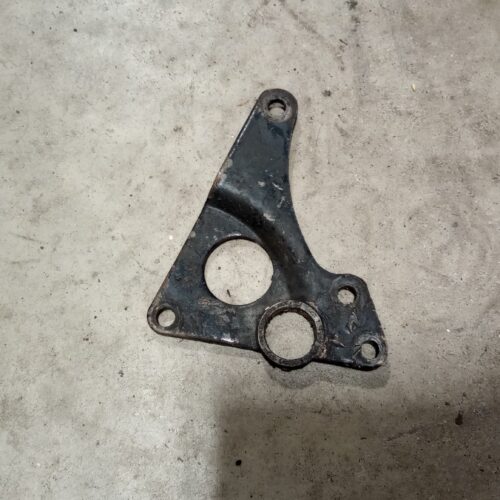 83-3024 Right Hand Motor Plate T-140/TR7 1975-Up