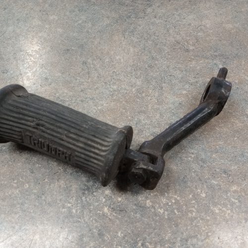 83-1591U Right Hand Folding Footrest Used