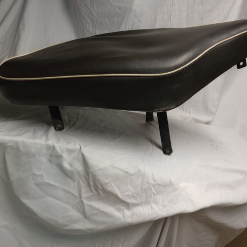 82-3153 SEAT,1950 TRIUMPH 5T, 6T