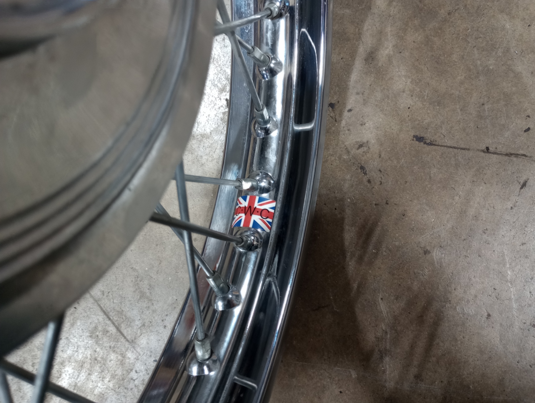 37-3458 Complete Used 7" Front Wheel Assembly "C" Models 1969-73 -1