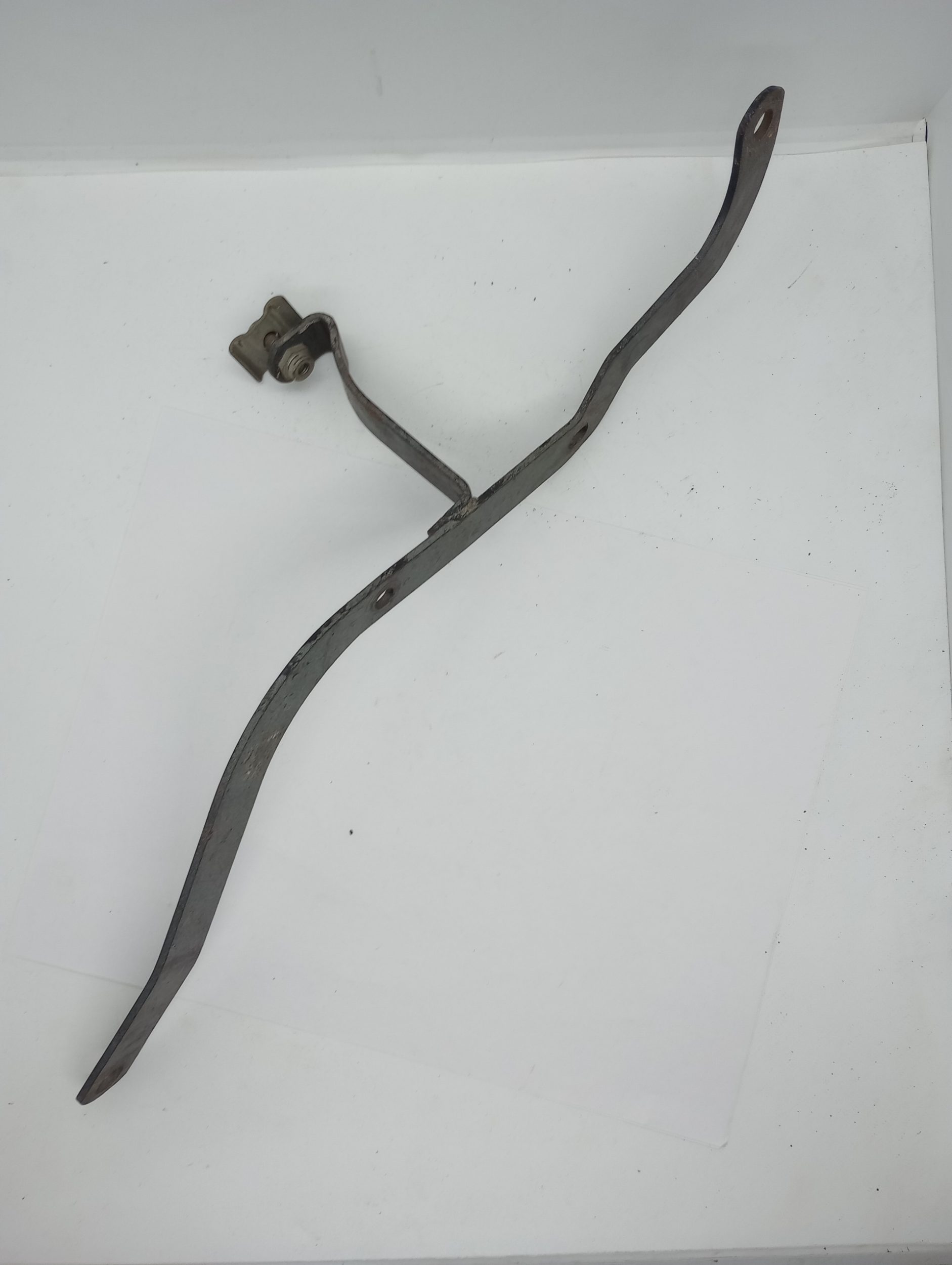 71-2511U TR6C TR6C Bracket for Upswept Exhaust (Muffler Hanger) 1971-1973 - USED