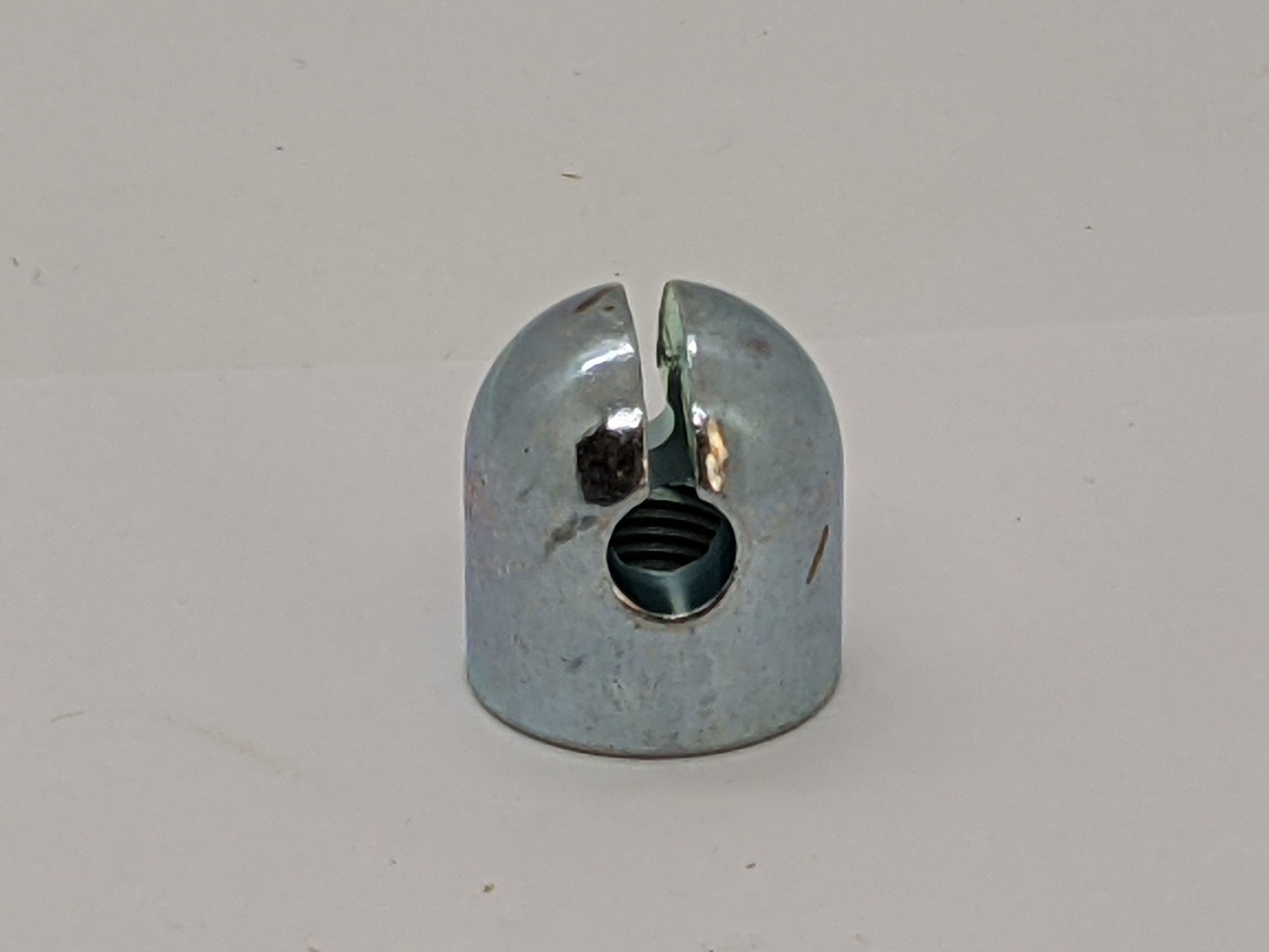 37-1640 Brake Cable Abutment, Front Wheel