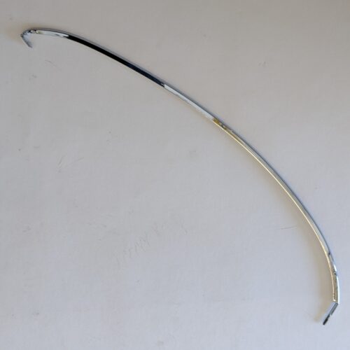 82-5564 Tank Center Strip, Triumph T120