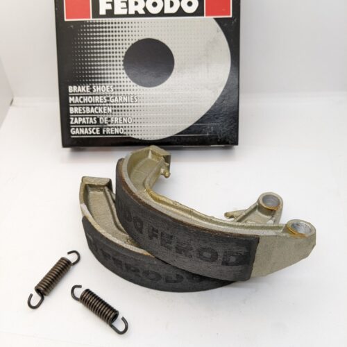 063417F Rear Brake Shoe Set, Norton-Ferodo