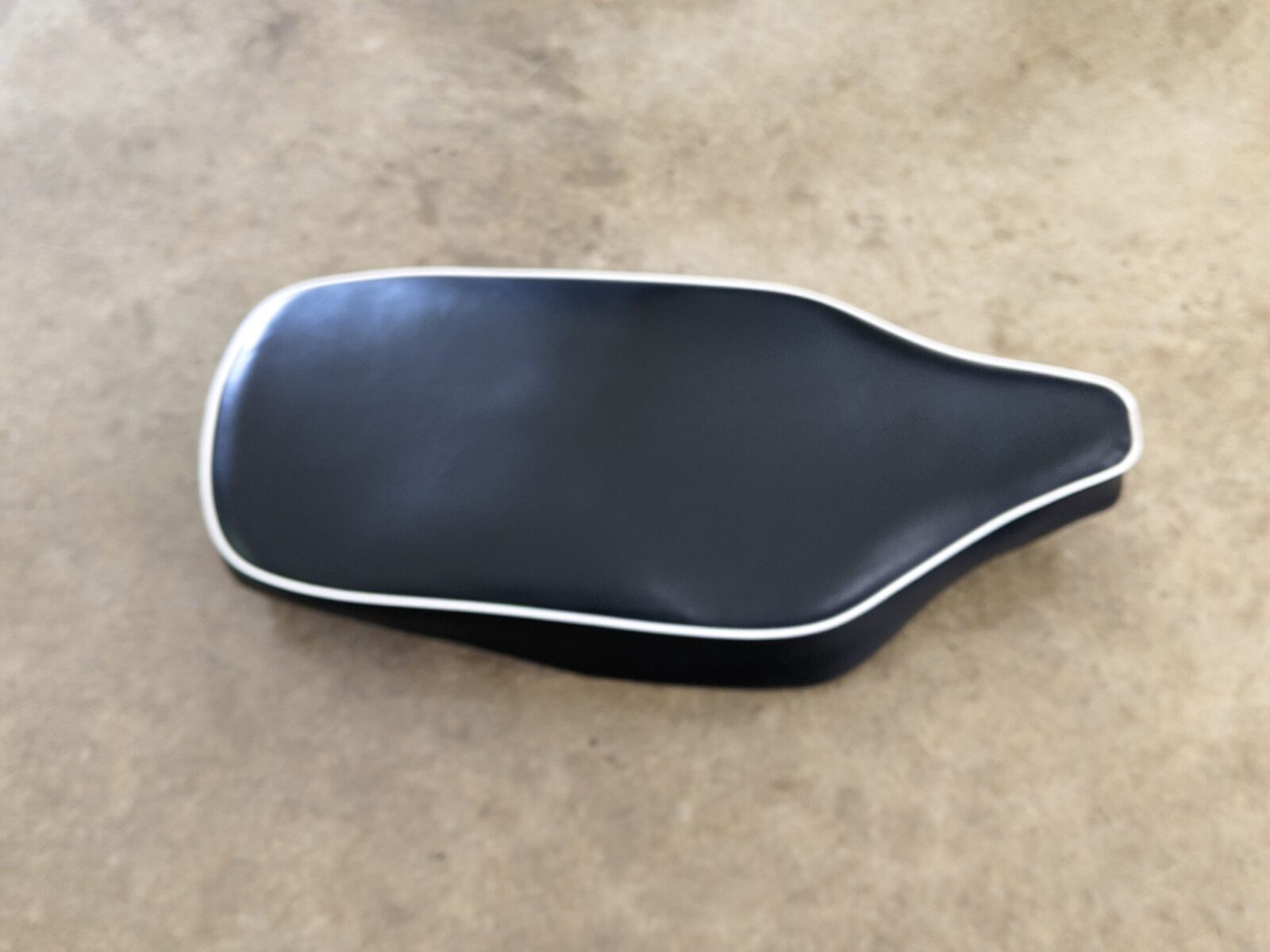 thumbnail interactive-video image 1 of Triumph TR6 Seat Catch Plates – New Old Stock, Read Quantity Needed 1 of 2