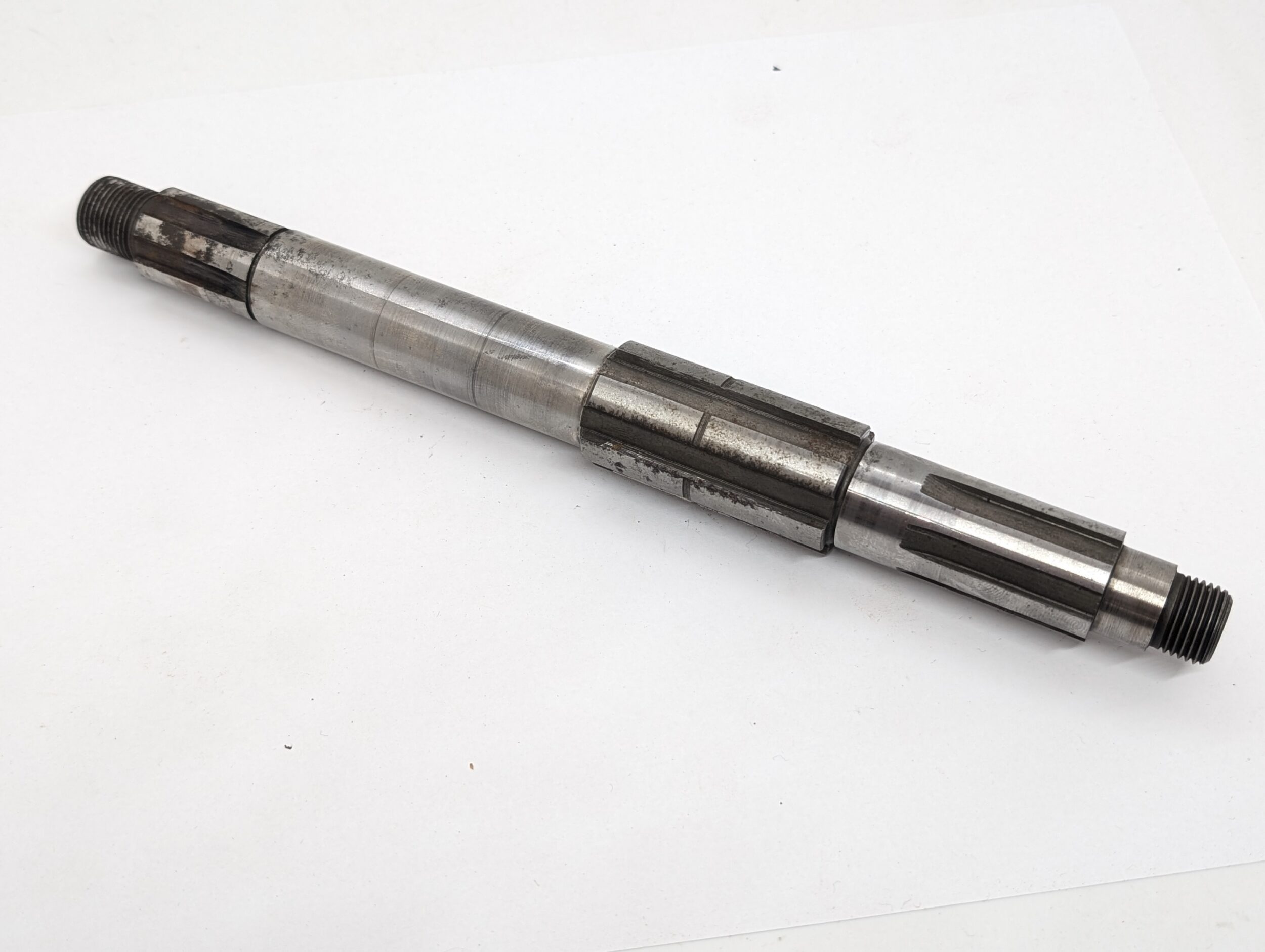 060384U Main Shaft, Norton - USED