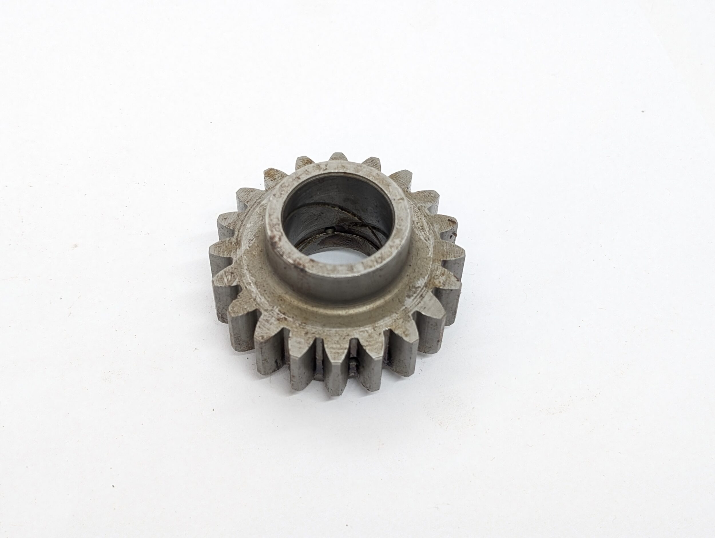 040634 Gear, Layshaft 3rd, 20T