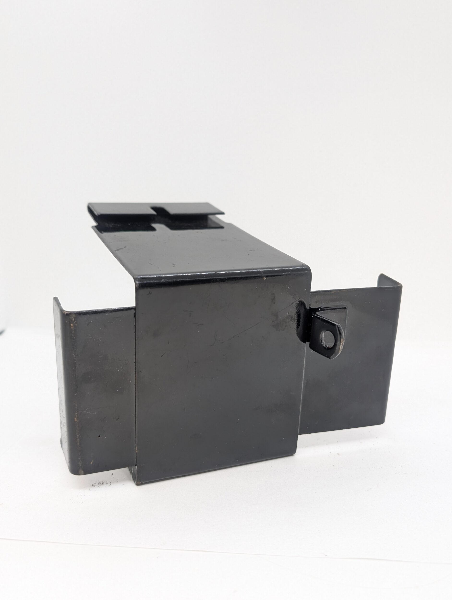 82-8024 Battery Box, 12V, Triumph 500/650, 1968-1970 - NOS 3