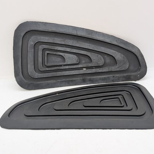83-4355/6 Knee Grip/Pad Set, Tri 1973 On, Euro Tank, Pair