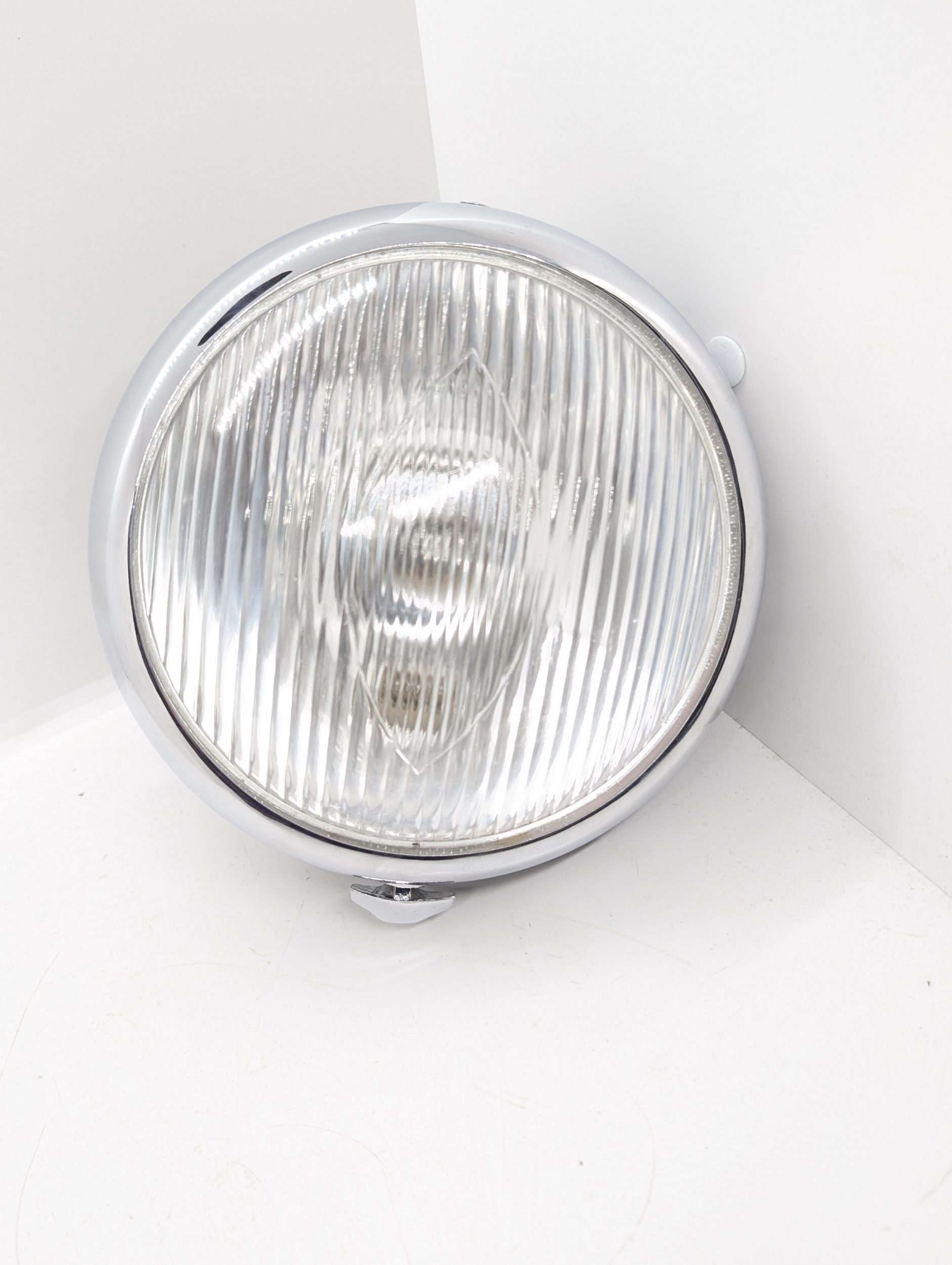 MU42 Head Lamp Complete, 6 1/2", Lucas Reproduction 5