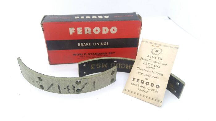 19-7707 Front Brake Linings, BSA B50, Ferodo NOS