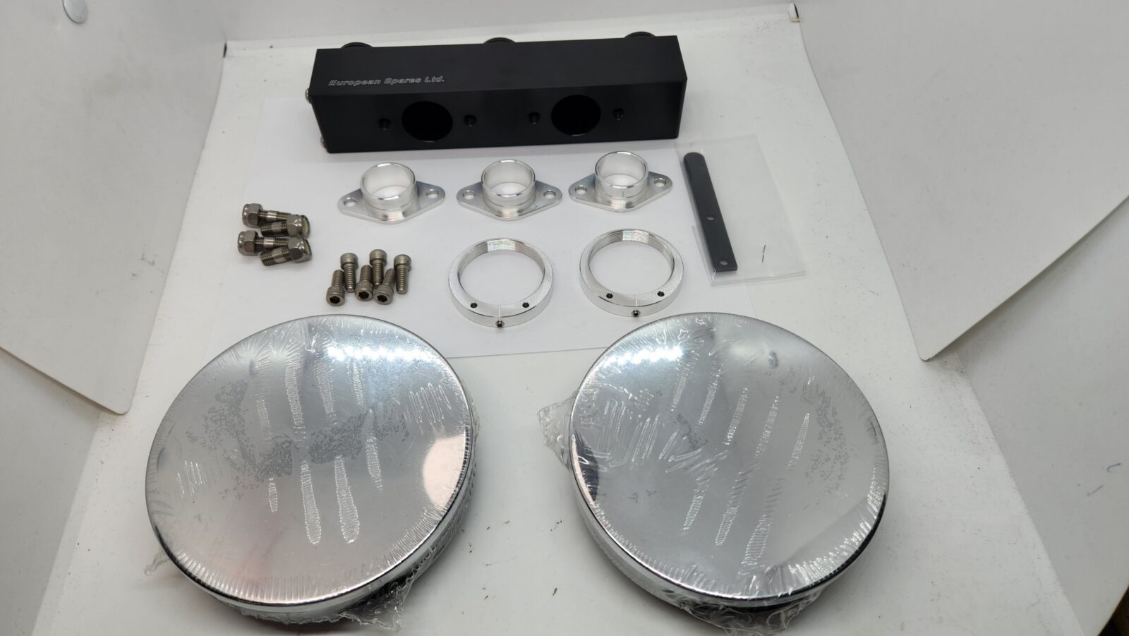 Triumph/BSA Triples Intake Manifold Kit from Standard Rack To 2 930 Concentrics