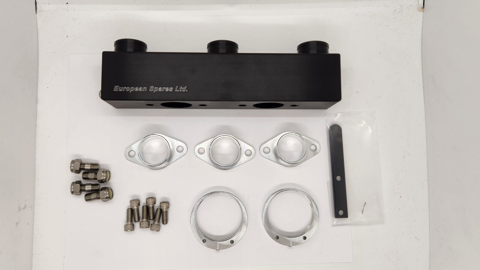 Triumph/BSA Triples Intake Manifold Kit from Standard Rack To 2 930 Concentrics 1