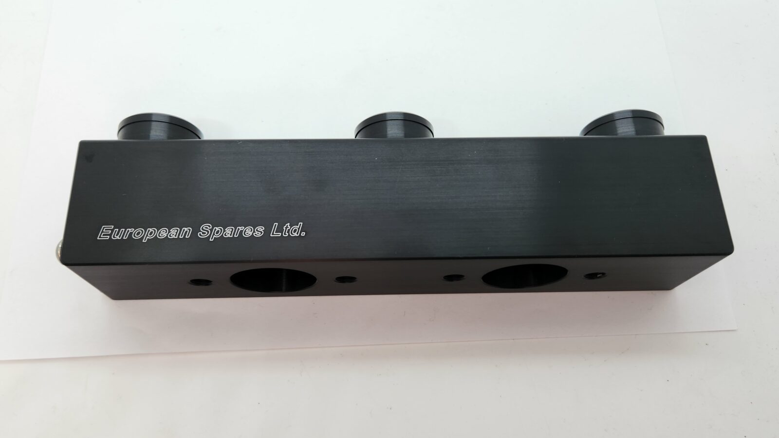 Triumph/BSA Triples Intake Manifold Kit from Standard Rack To 2 930 Concentrics 2