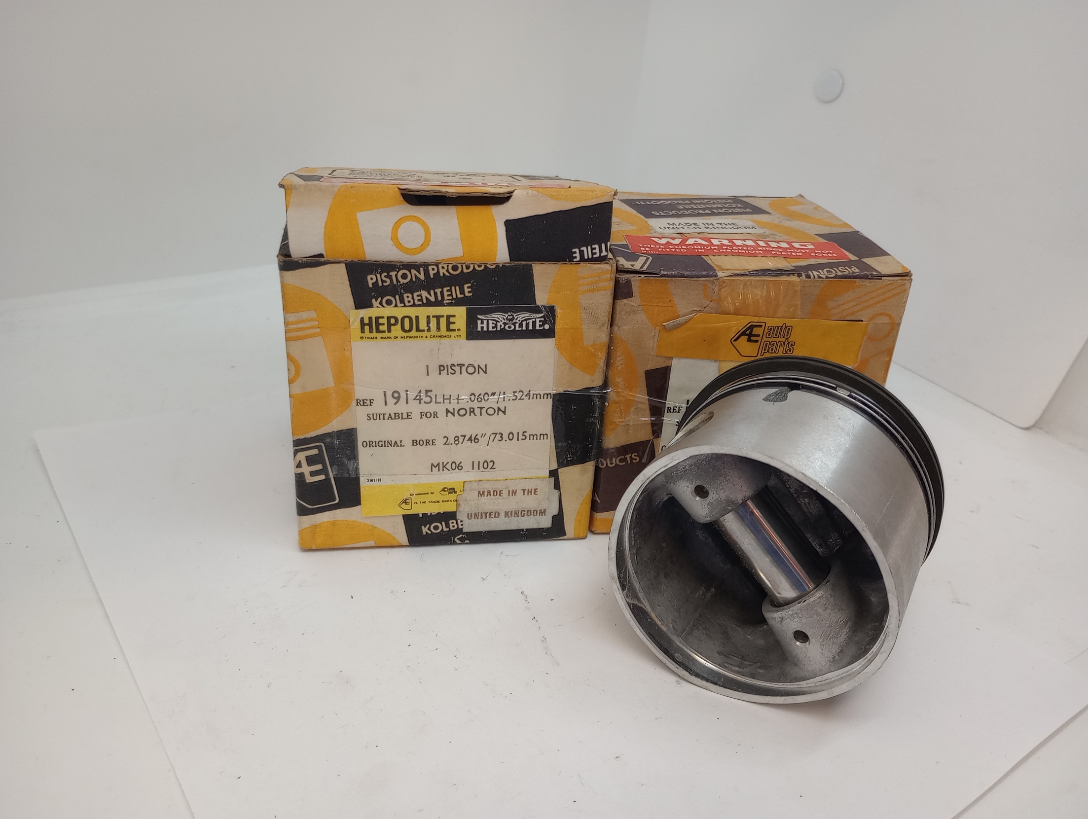063338/39 Piston Set Norton 750 .060 Genuine Hepolite