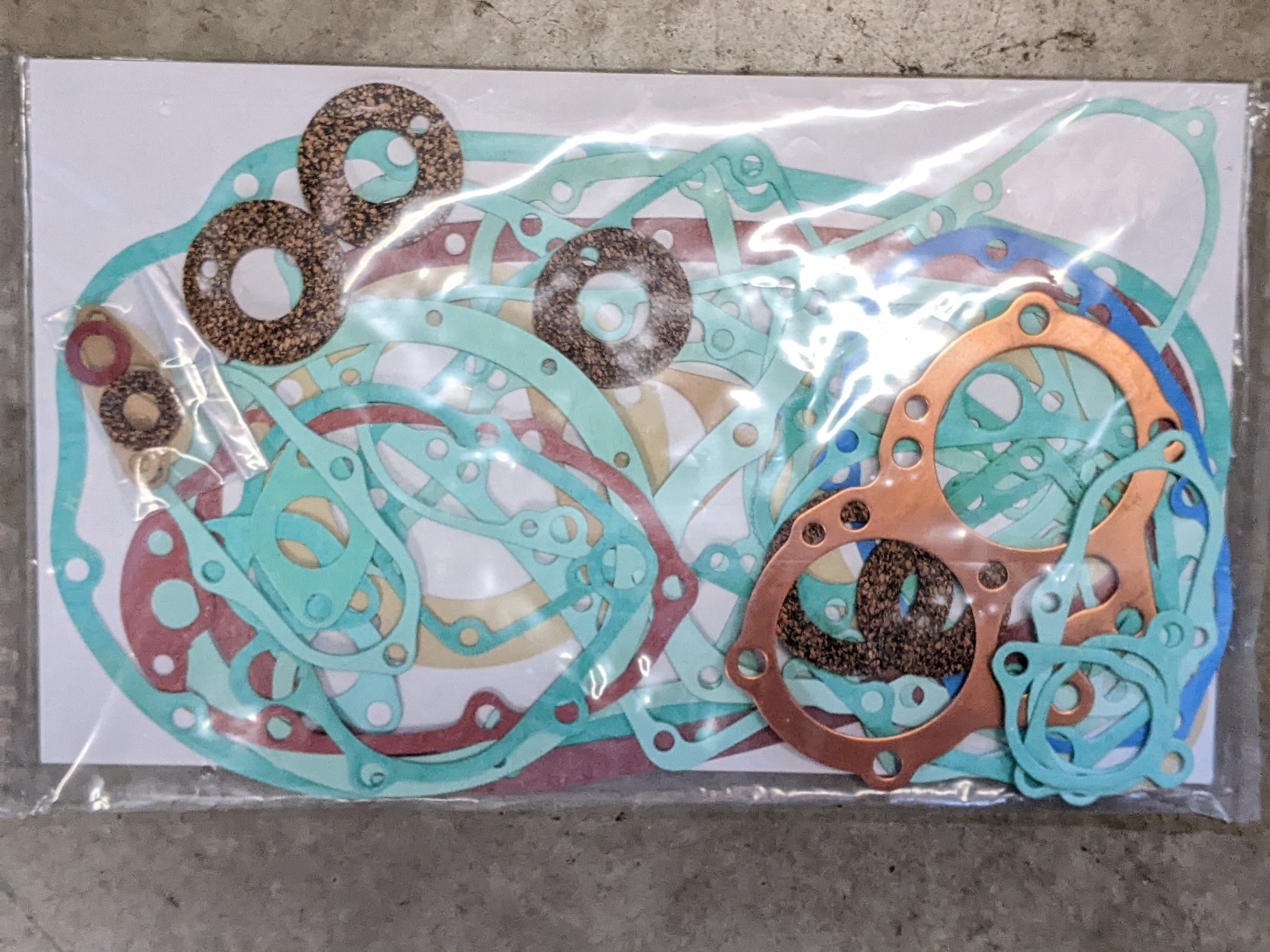 MP30-1666C Gasket Set with Copper Head Gasket, BSA A10, 1950-1963