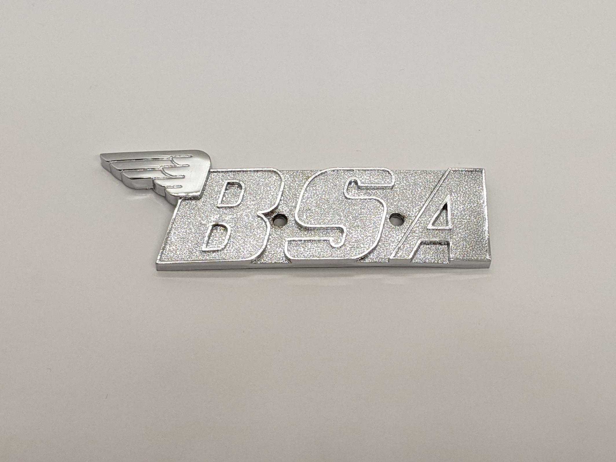 60-2568 Tank Badge, BSA 650, 1971-72
