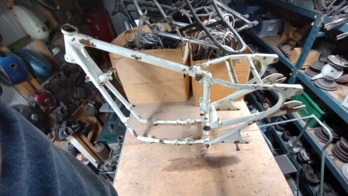 Matchless G15CSR Complete Frame and Swing arm-1