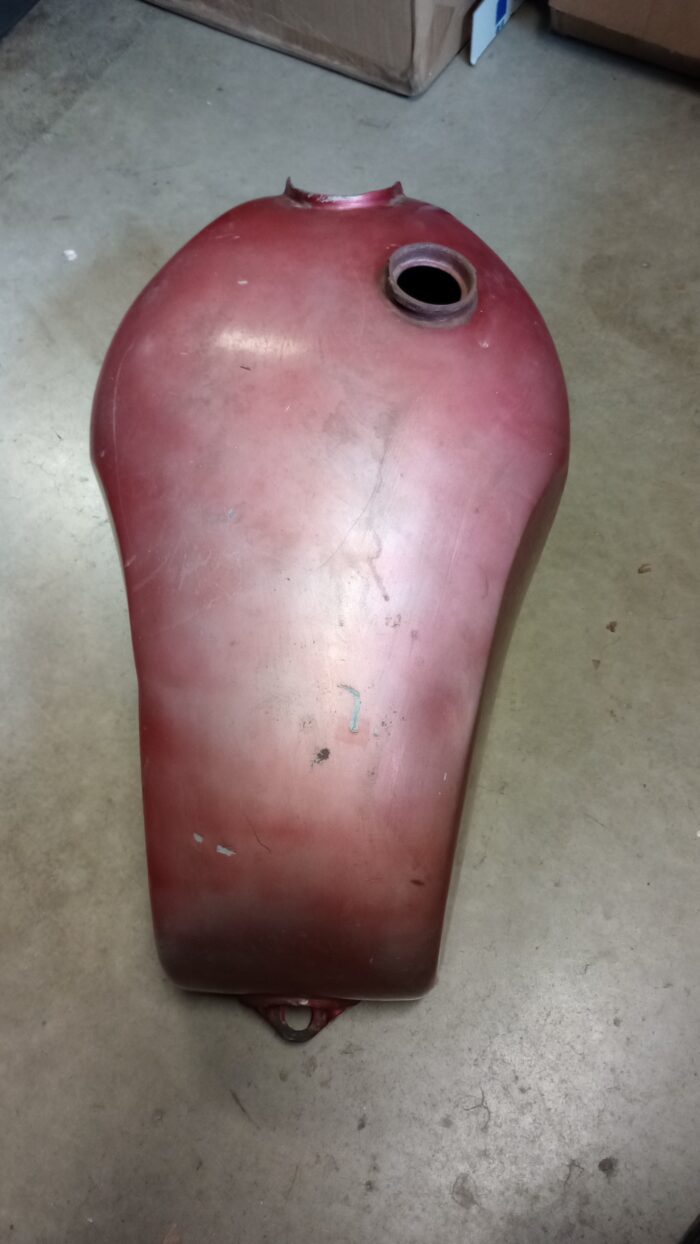 83-5848U Triumph T160 Gas Tank Used