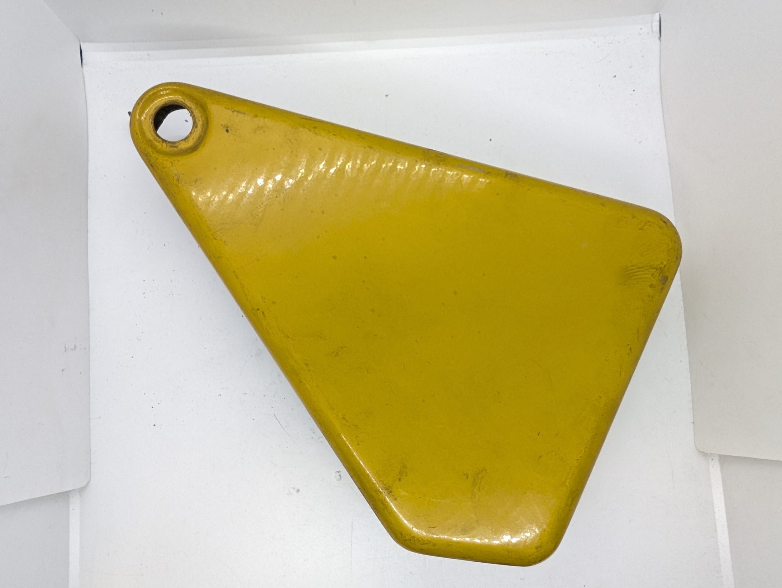 061867U LH Sidecover, Commando/Roadster, Fiberglass - USED