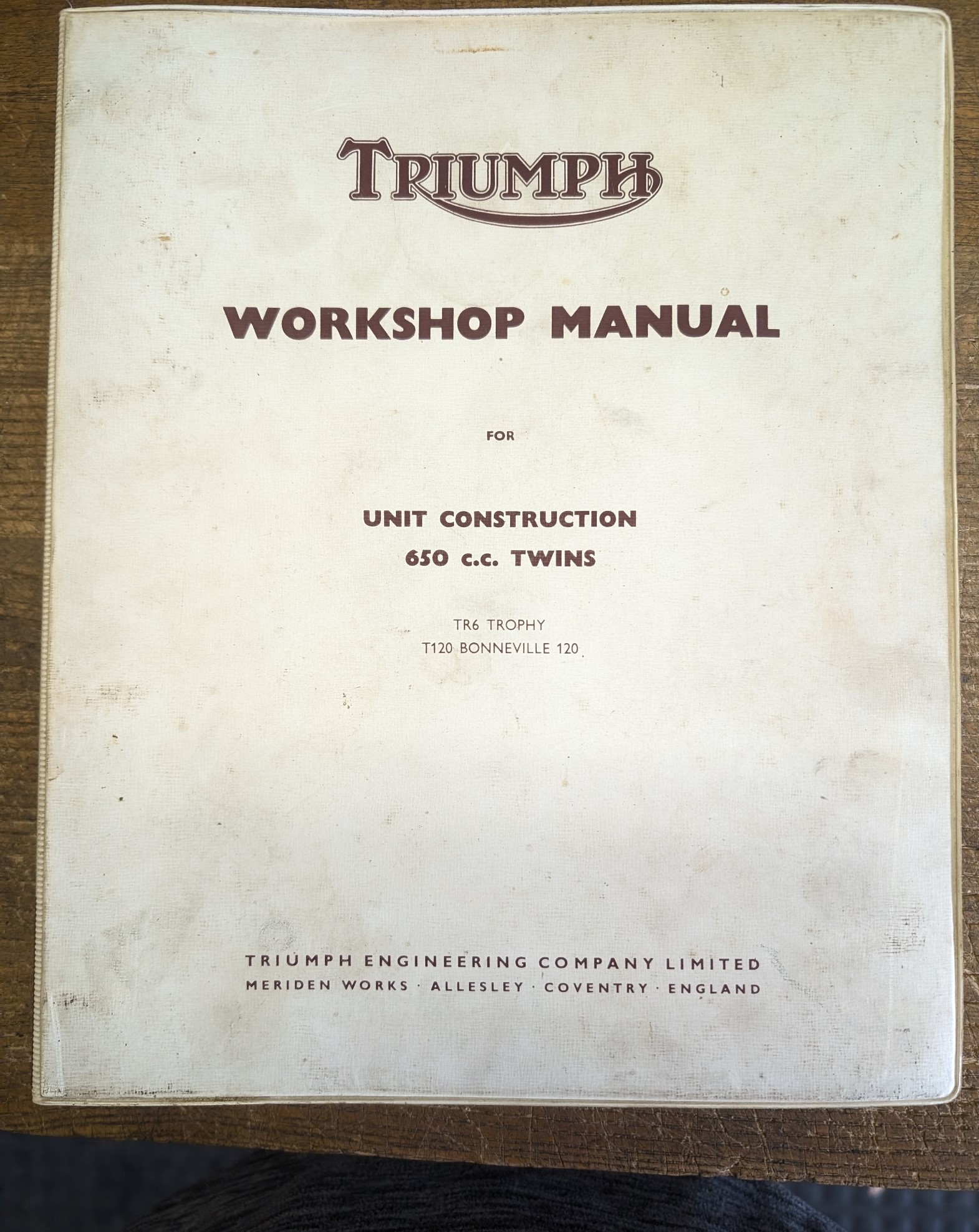 thumbnail image 2 of TRIUMPH TR6 & T120 Genuine Workshop Manual – 1971 To 1973, Original UK Edition 2 of 5
