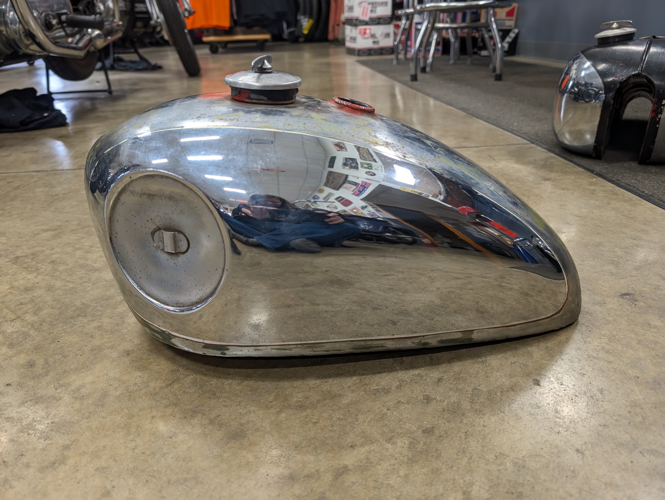 BSA Gas Tank, Chrome, 2 1/2 Gallon - Image 4