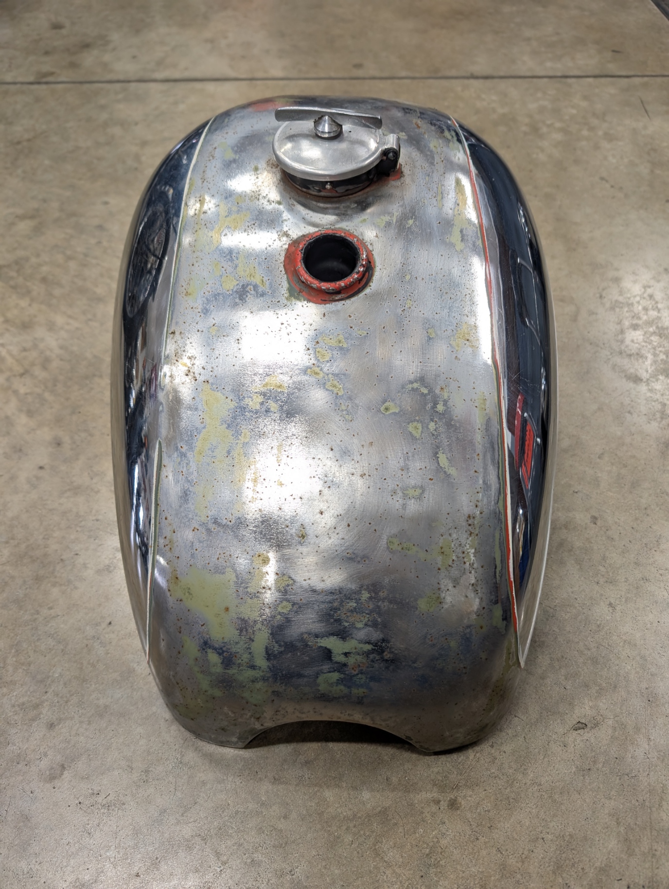 BSA Gas Tank, Chrome, 2 1/2 Gallon - Image 2
