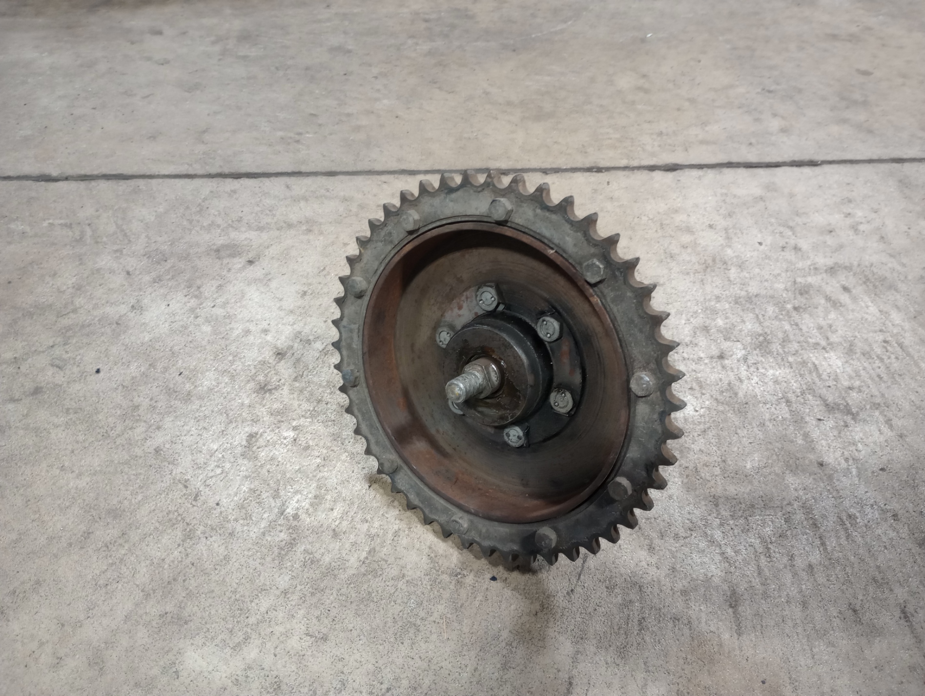 68-6086 BSA Spitfire Rear Wheel with Dunlop Alloy Rim - Image 4