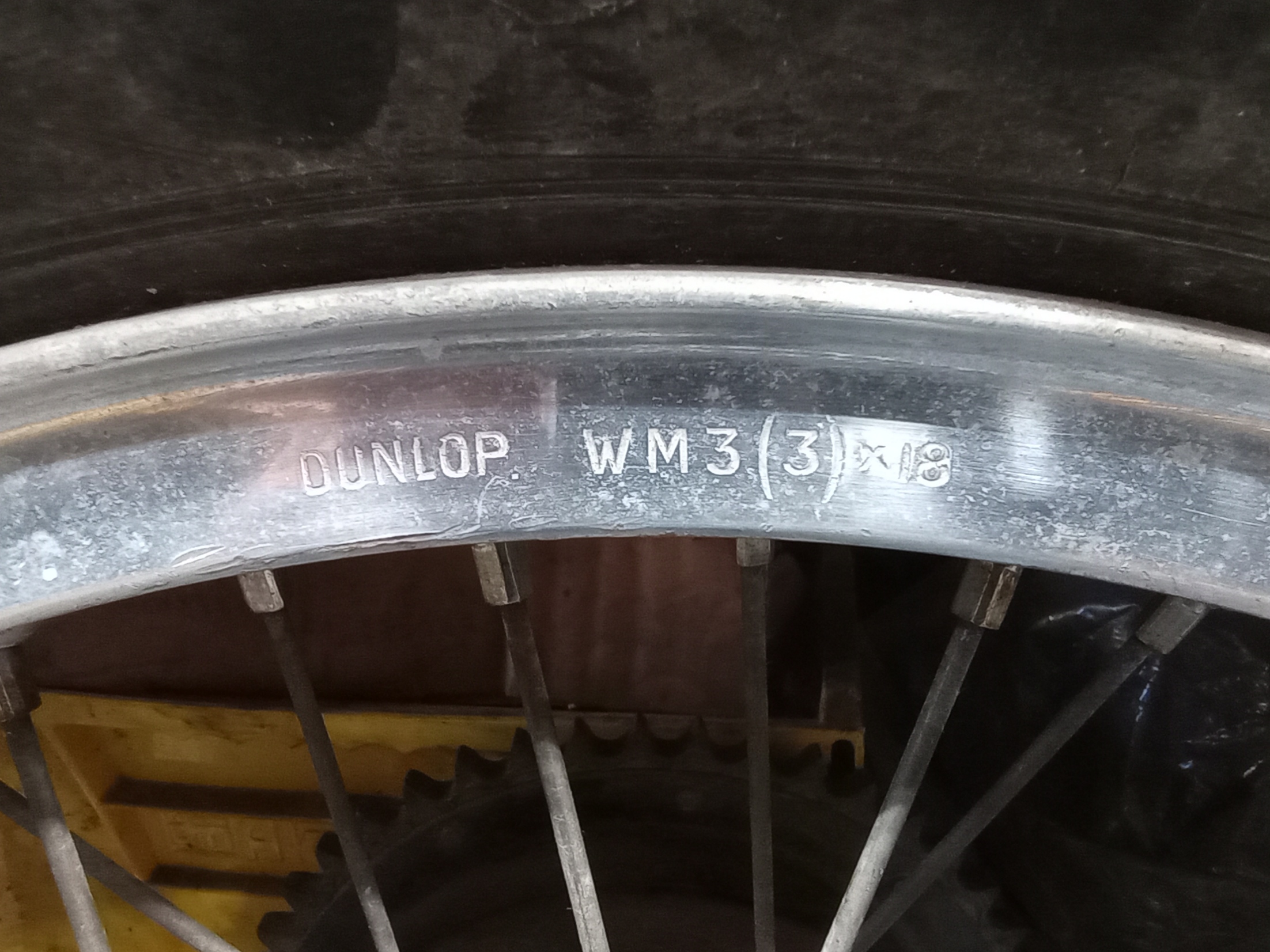 68-6086 BSA Spitfire Rear Wheel with Dunlop Alloy Rim - Image 5