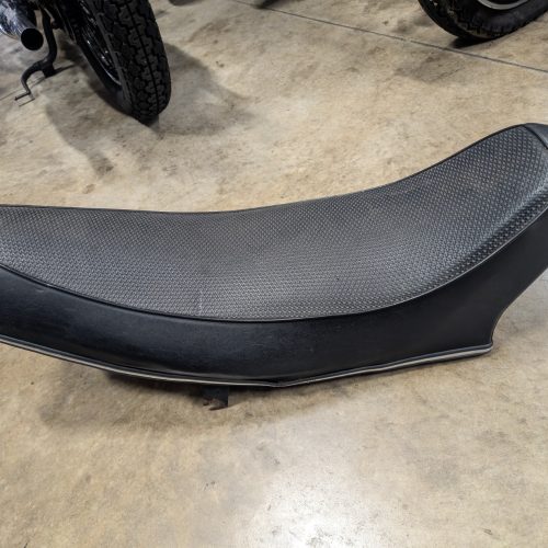 062390U Used Norton Commando Hi-Rider Seat #2