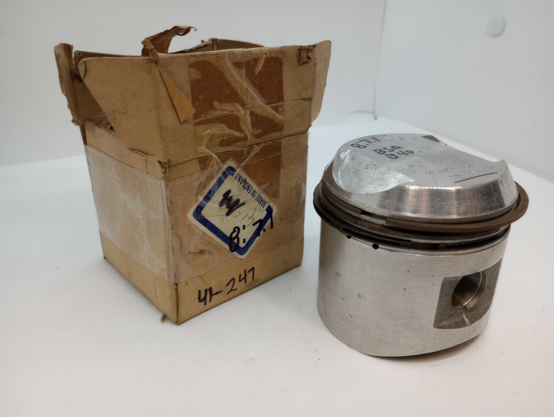 41-0247 PISTON BSA B40 1mm oversize