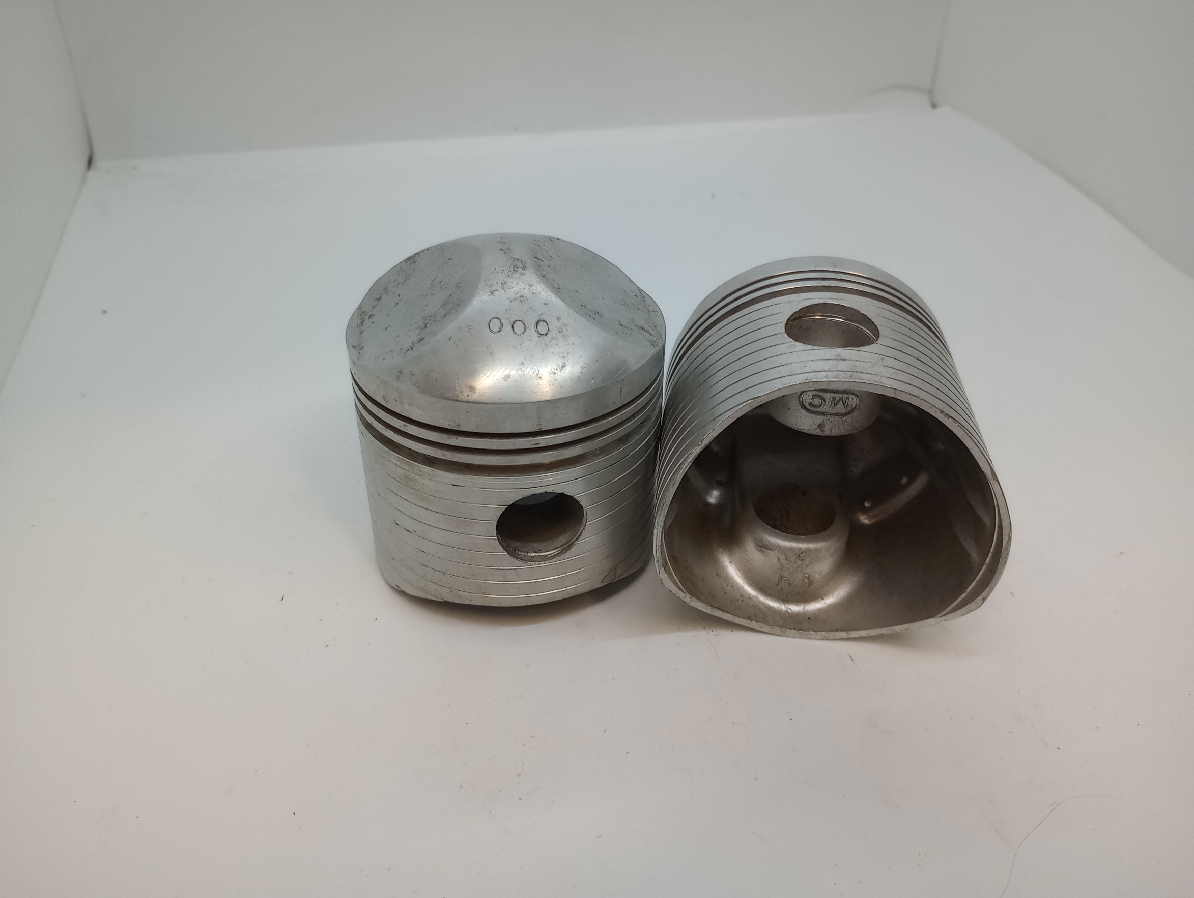 67-1370-MC BSA A10 PISTON SET A10 STD