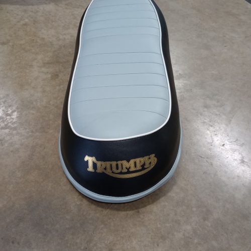 82-7776 SEAT 67 GREY TOP 500/650