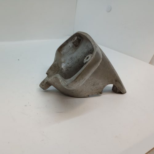 82-6847U TAIL LAMP SUPPORT,66-67