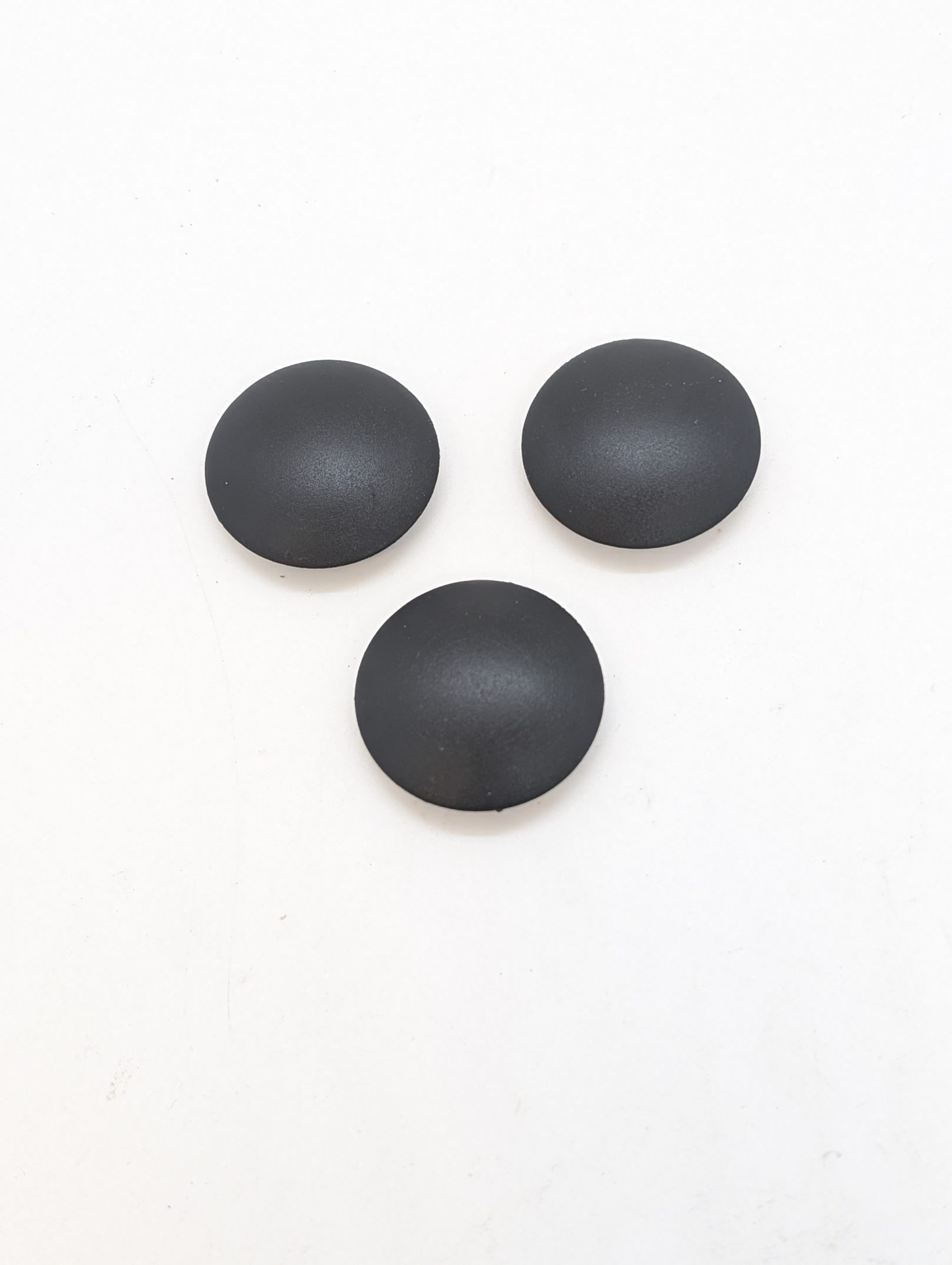 067718A Wheel Cover Plug, Norton, Set of 3