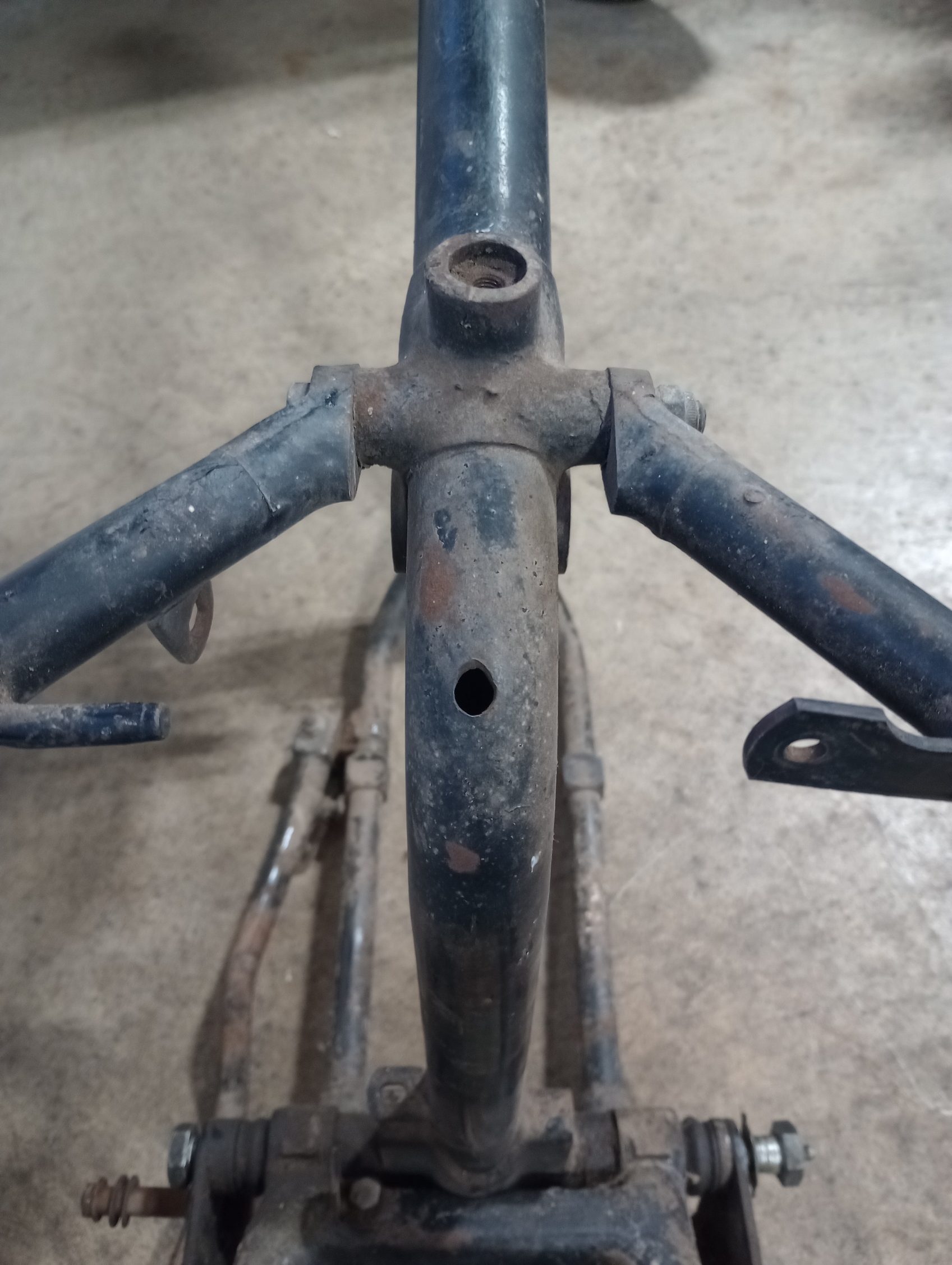 1970 Triumph T-100 Frame VIN: AD369XX -2