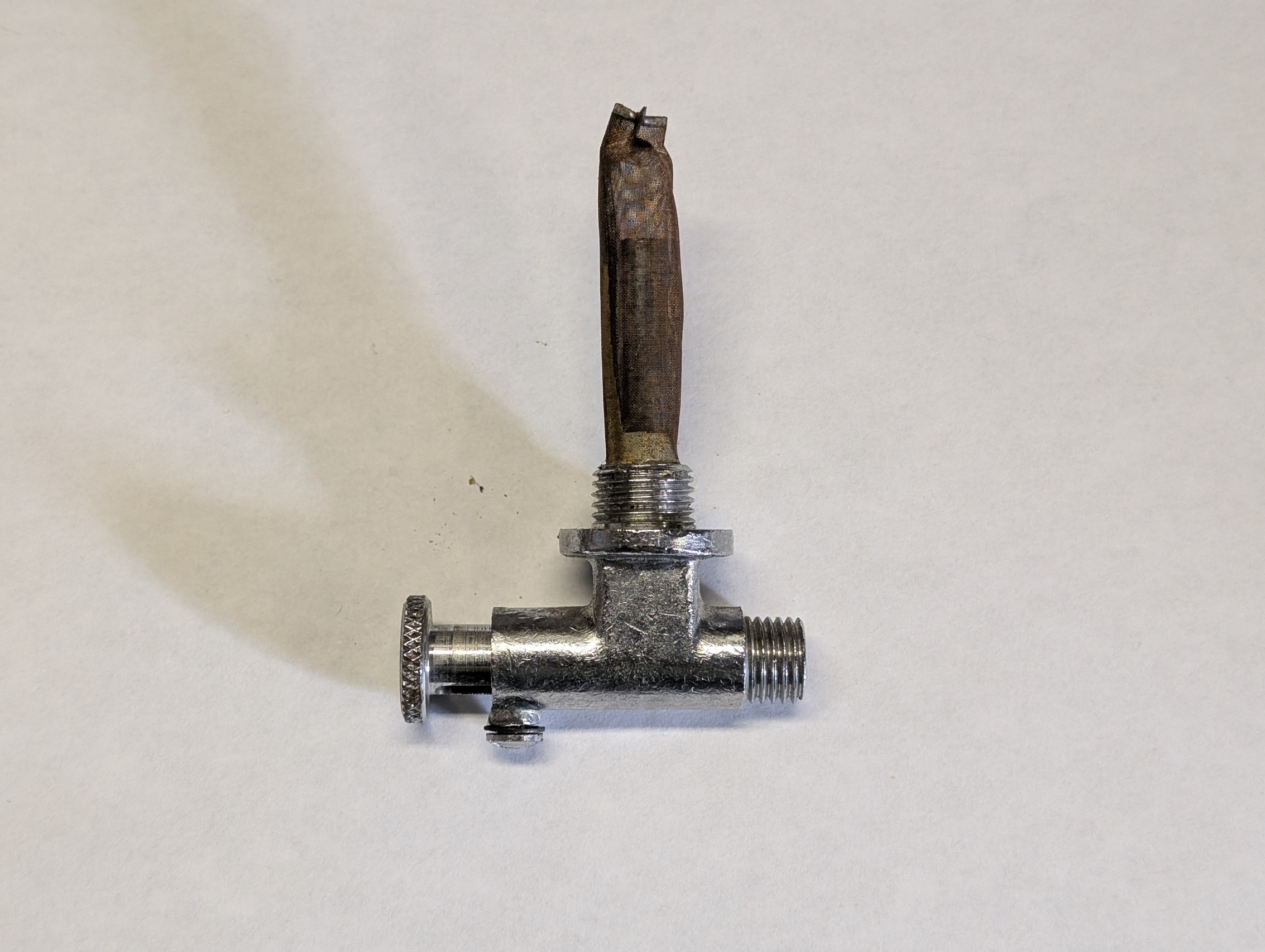 Ewarts Push/Pull 90° Petcock, 1/4 BSP - USED 2