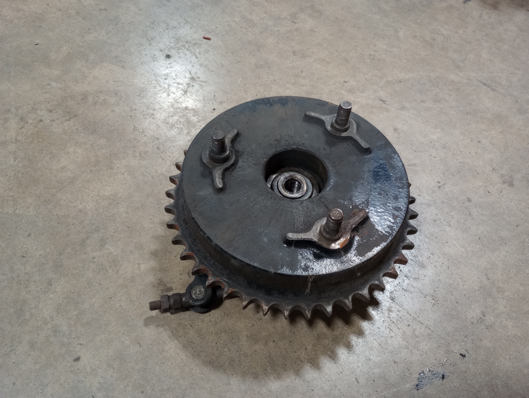 060319 Sprocket, Brake Drum and Plate, Commando-USED