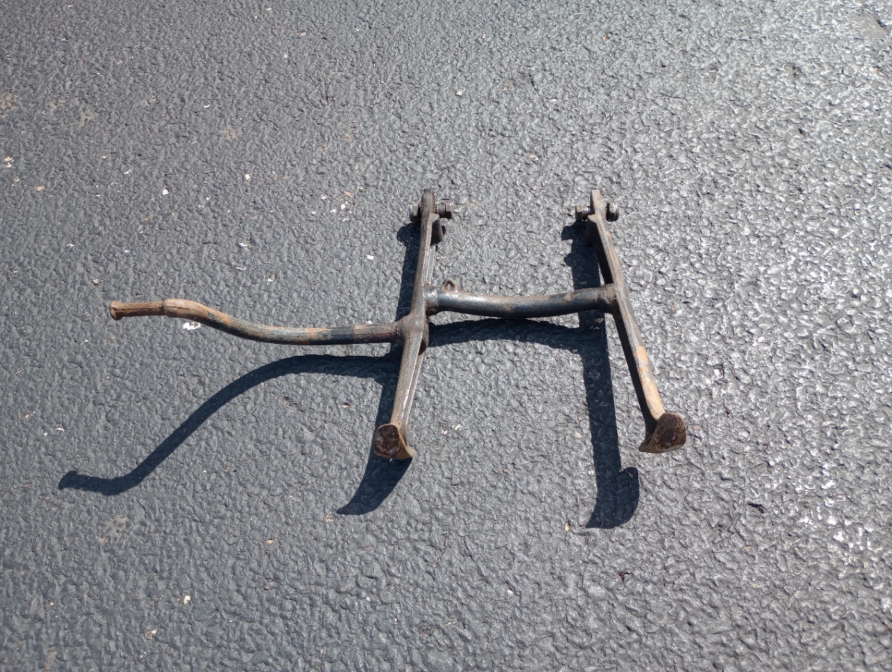 83-2627U Center Stand For T120 Triumph - USED