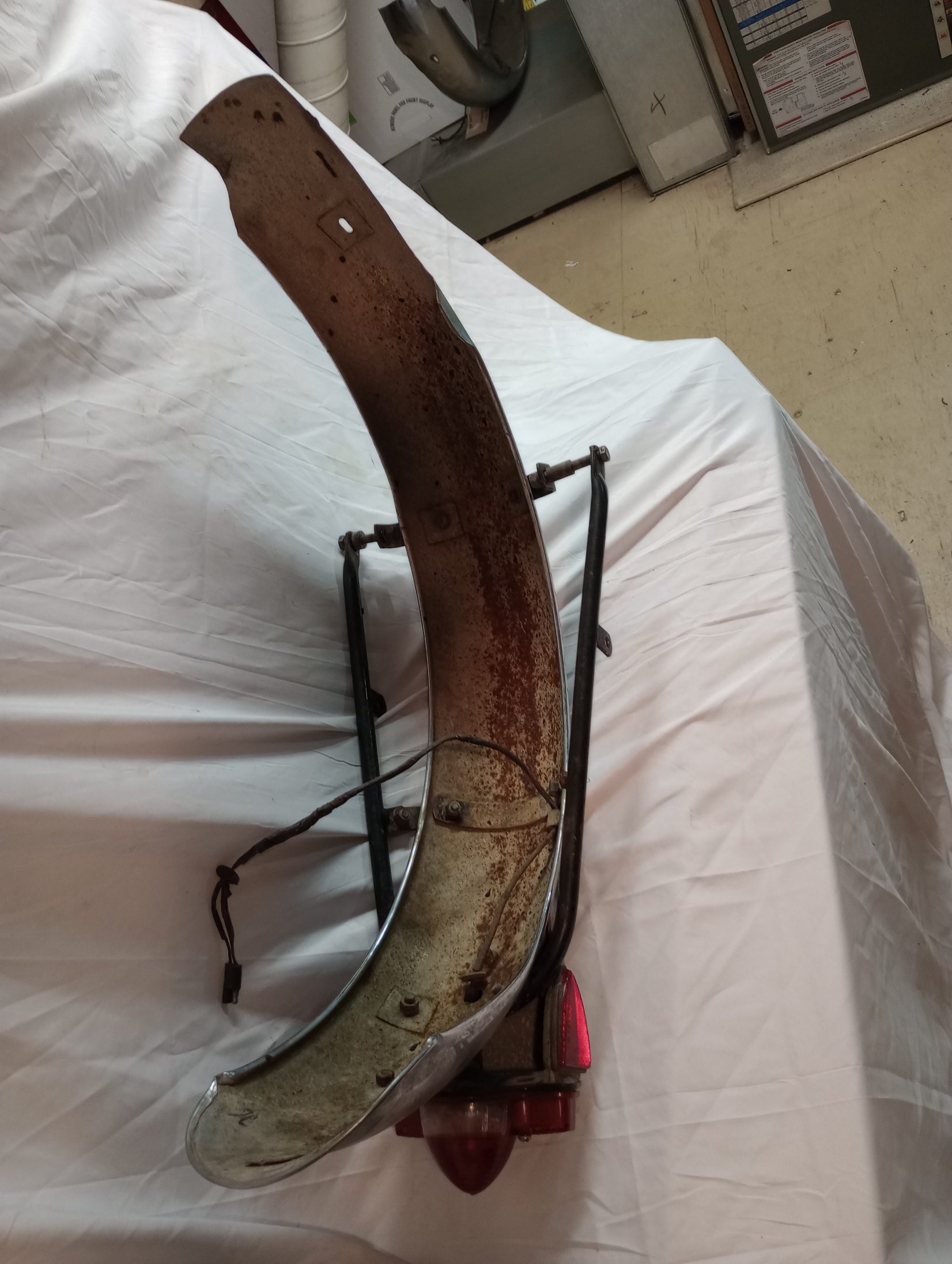 68-6856U Rear Fender, Chrome, 1967-1970 BSA, A65 - USED