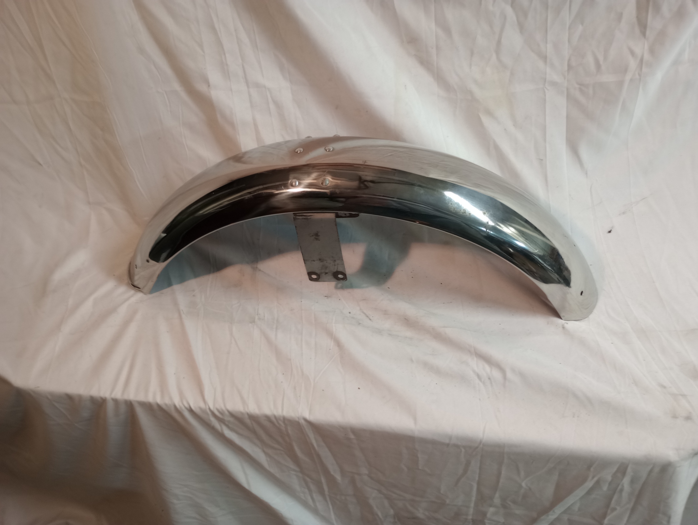 063175U Fender, Front, Norton, 4 Hole - USED