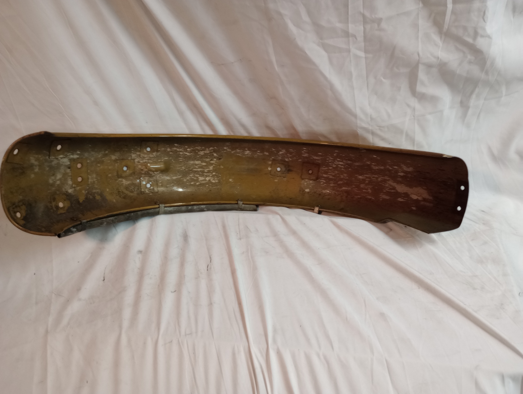 83-3566U Rear Fender 71/72 Triumph 650 T120 - USED