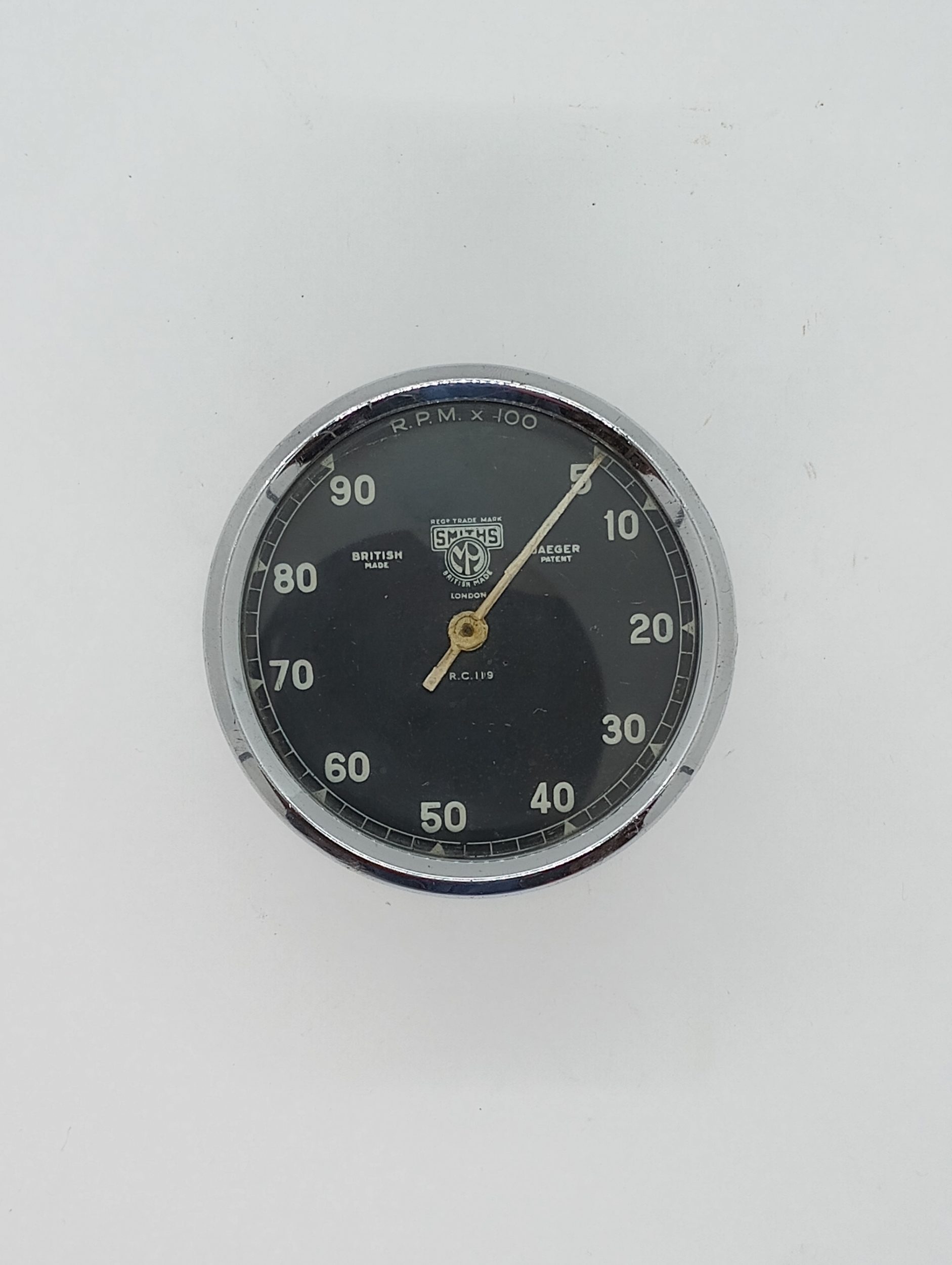 RC 119 Smiths Chronometric Tachometer, 5-9K RPM, Black Face