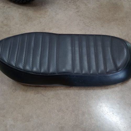 83-1573U Seat, Triumph 1970, Pleated Basket Weave - USED#2