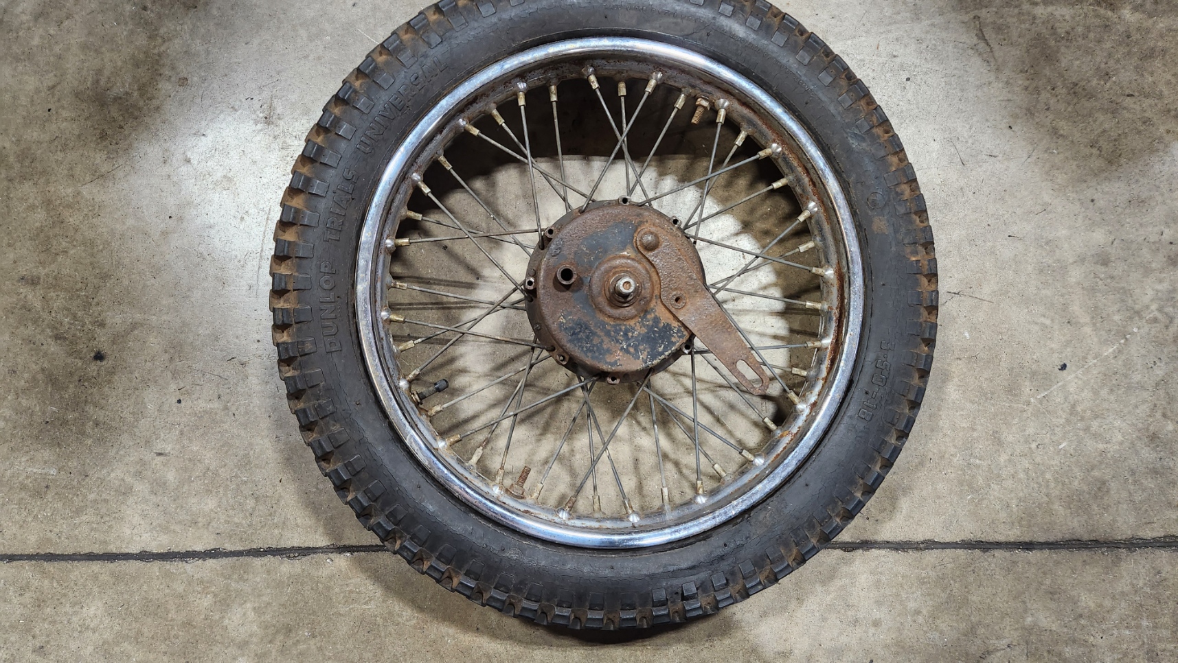 37-1446 Used 18" Complete Triumph Mountain Cub Rear Wheel #2